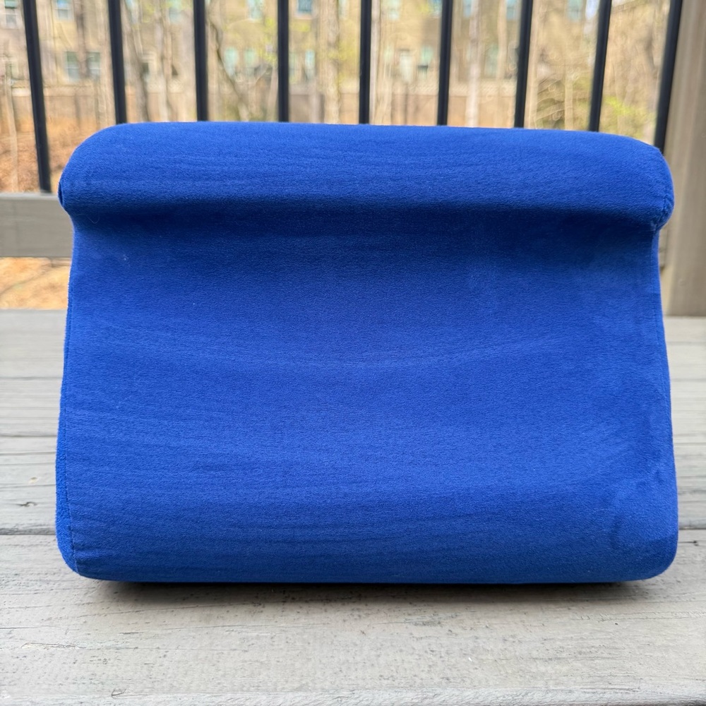 Pillow Pad Tablet Holder Multi-Angle Soft Pillow Lap Stand Phone Cushion in Blue - Picture 4 of 10